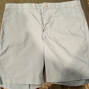 Bonobos golf shorts.